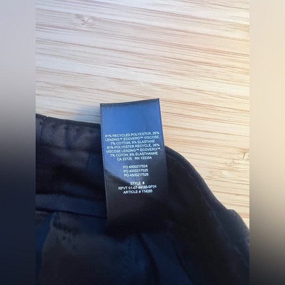 Aritzia Babaton Enterprise Skirt - Picture 3 of 5